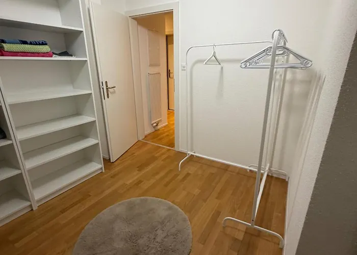 Moderne 4-zimmer Nahe Bodensee Mit Balkon *